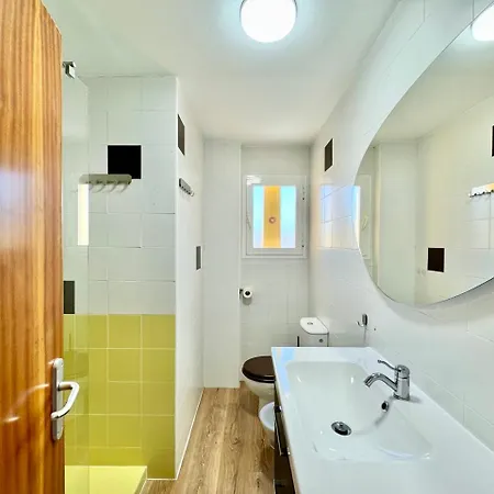 Historic Center Duplex With 3bd Ac & Parking Malaga